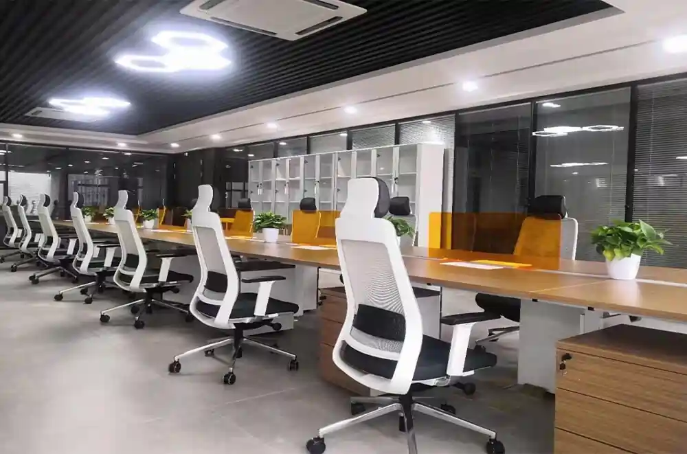 niveeta Ergonomic Chair